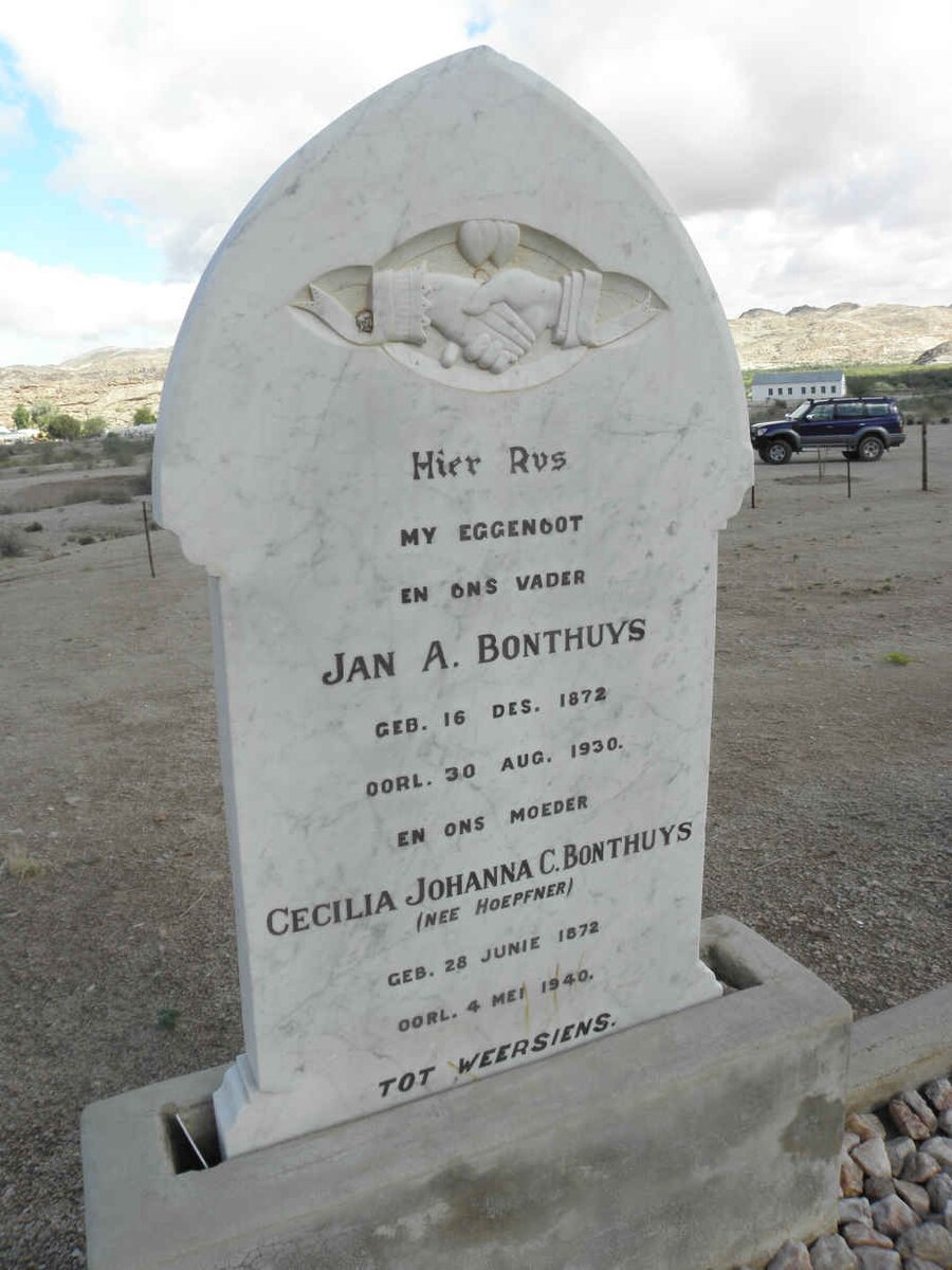 BONTHUYS Jan A. 1872-1930 &amp; Cecilia Johanna HOEPFNER 1872-1940