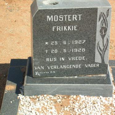 MOSTERT Frikkie 1927-1928
