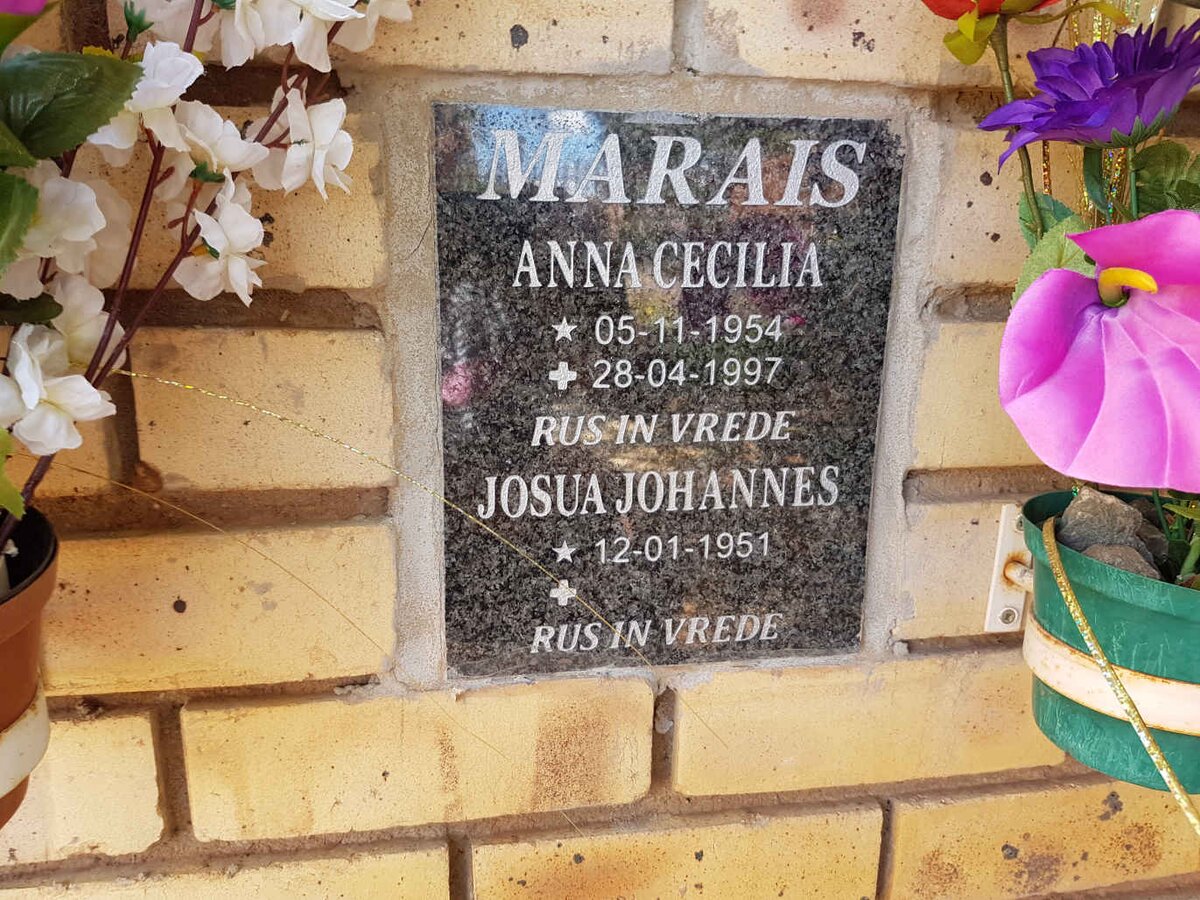 MARAIS Josua Johannes 1951- &amp; Anna Cecilia 1954-1997