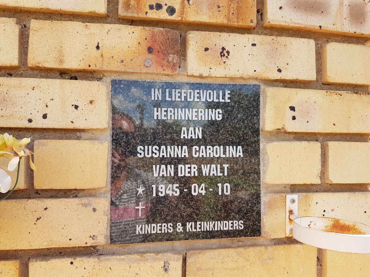 WALT Susanna Carolina, van der 1945-