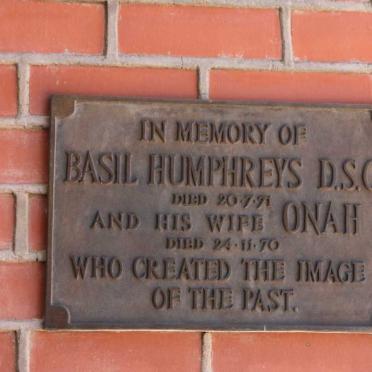 HUMPHRIES Basil -??71 &amp; Onah -??70