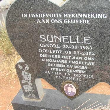 ? Sunelle 1983-2004