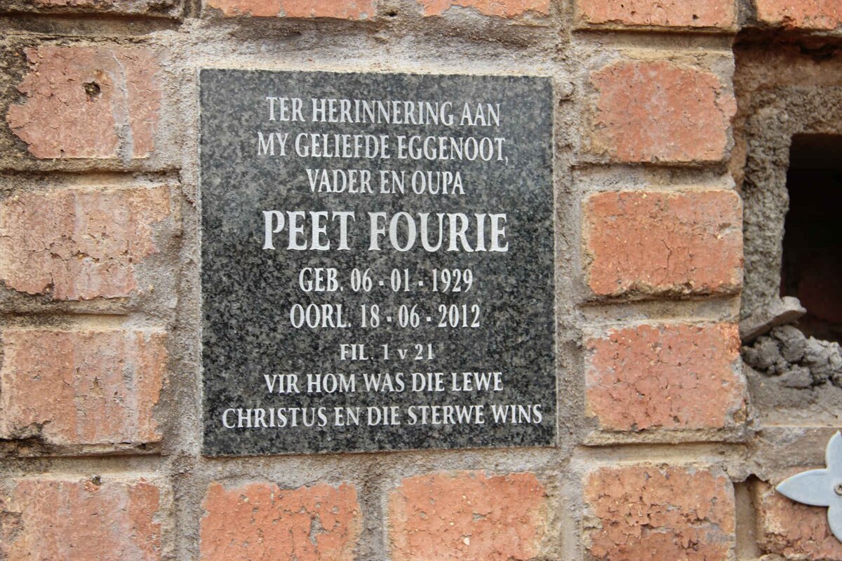 FOURIE Peet 1929-2012