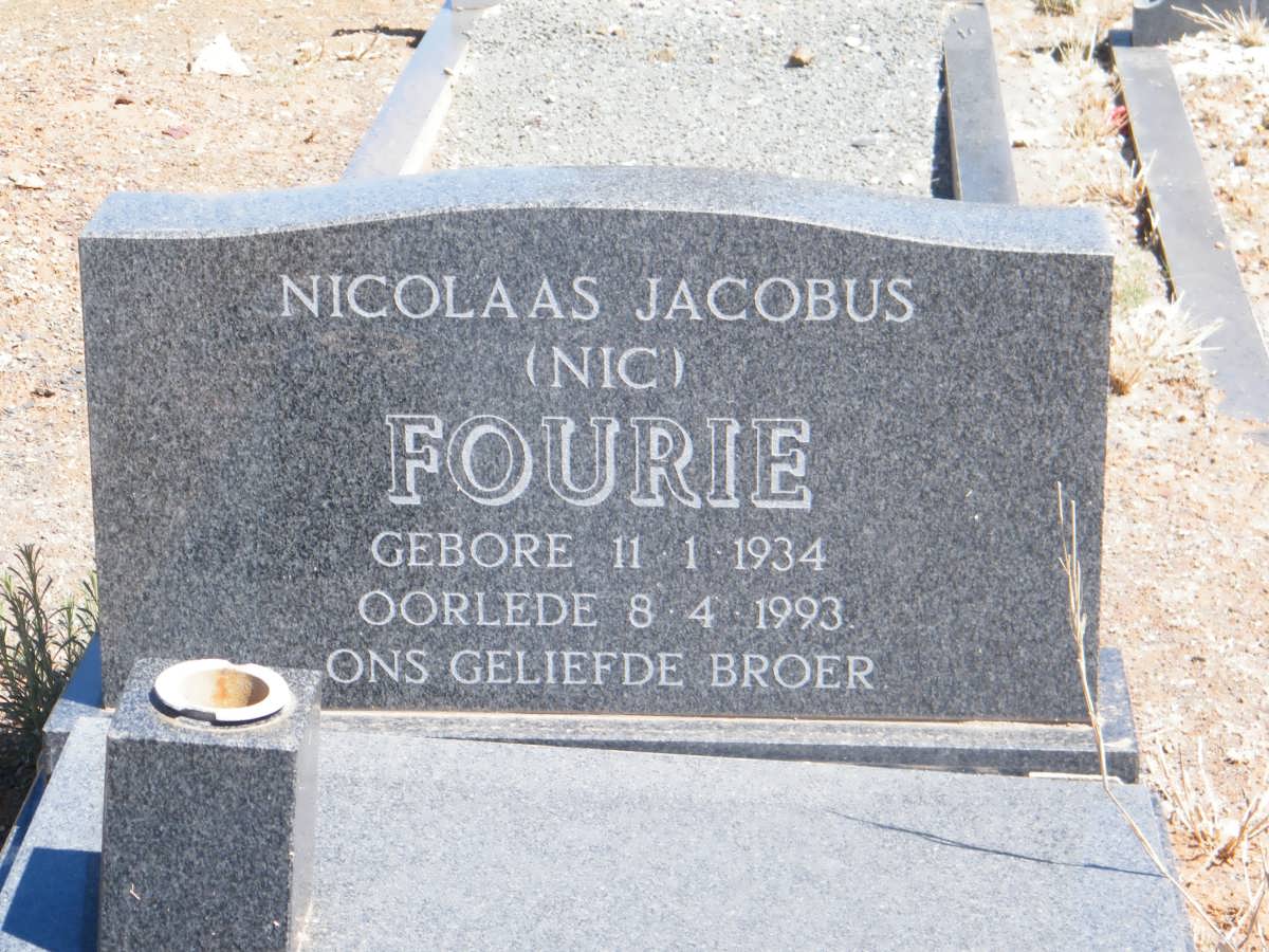 FOURIE Nicolaas Jacobus 1934-1993