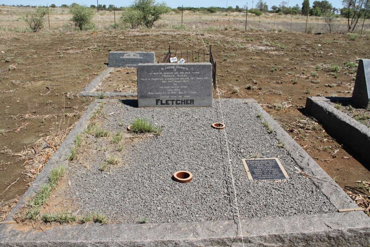 FLETCHER Thomas Henry 1881-1957 &amp; Lily Vera JENKINS 1893-1982 :: HIGGO Vera May nee FLETCHER 1917-1980