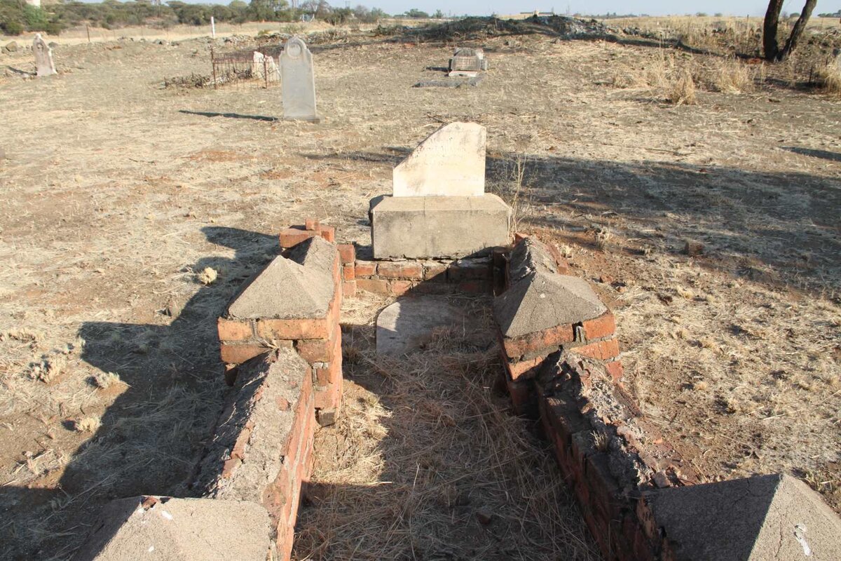 MCLEOD Robert J. 1853-1882 :: MCLEOD William Frederick -1897