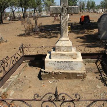 STOW Frederic 1828-1897 &amp; Fanny -1888 :: STOW Emma Ethel Philipson -18?7