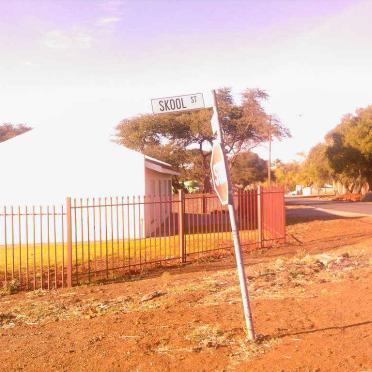 2. Route to the cemetery on cnr of Wes and Skoolstreet in Kuruman