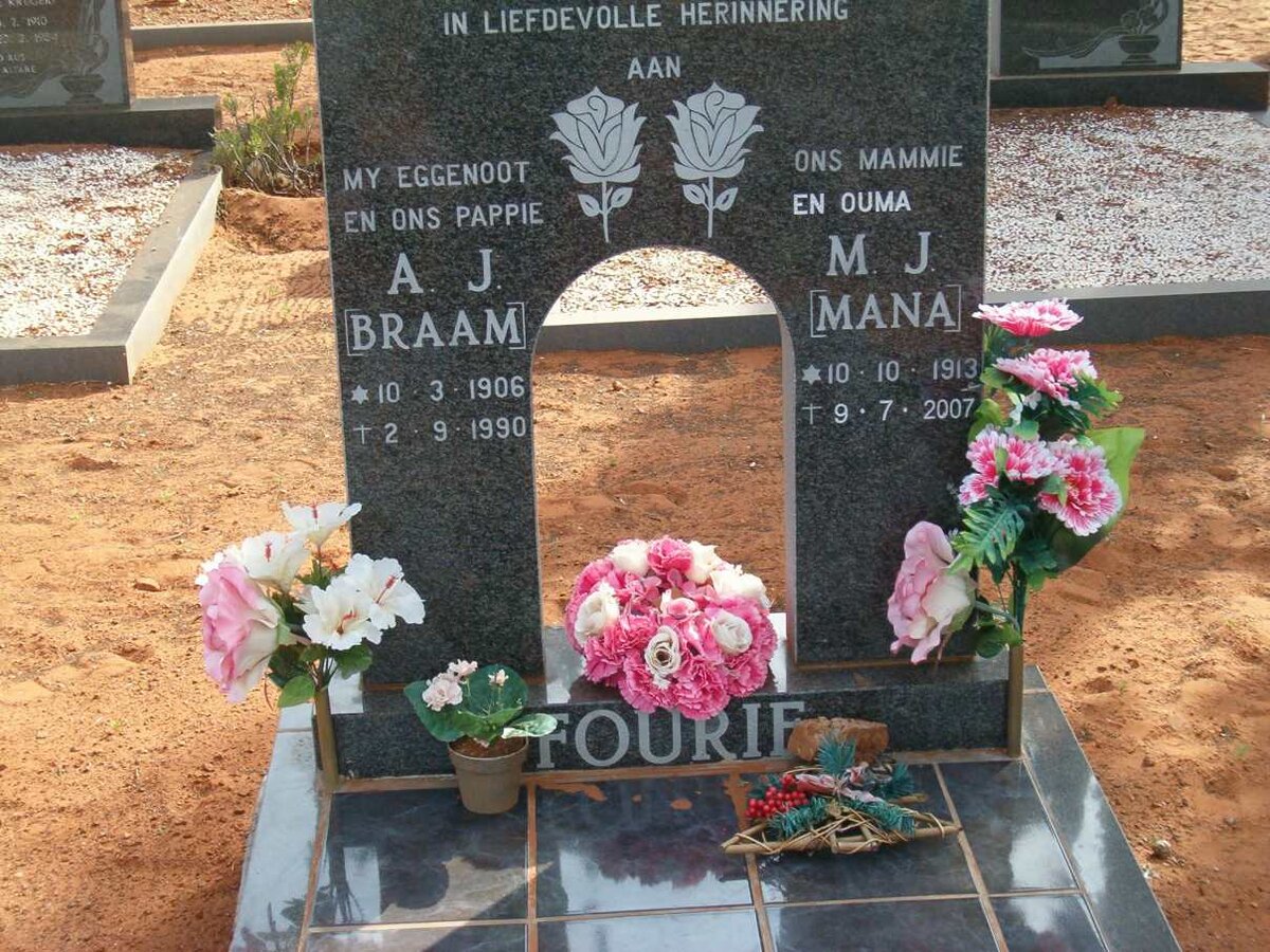 FOURIE A.J. 1906-1990 &amp; M.J. 1913-2007