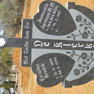 KLERKS Cornelius Hendrik, de 1915-1992 &amp; Ammarentia Jacomina M.M. 1912-