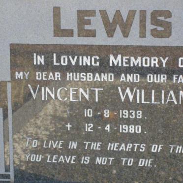 L - Vanne :: Surnames - L