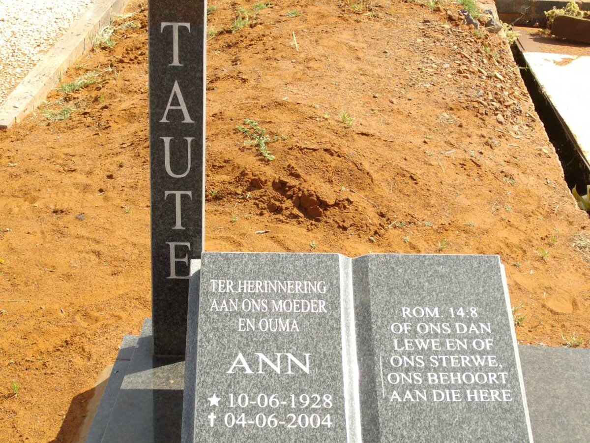 TAUTE Ann 1928-2004