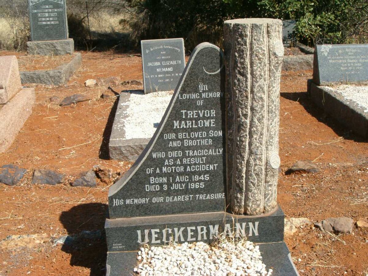 UECKERMANN Trevor Marlowe 1945-1965