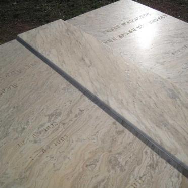 O'KENNEDY J.H.L. 1932-1995 &amp; Elize JANSE VAN VUUREN 1929-