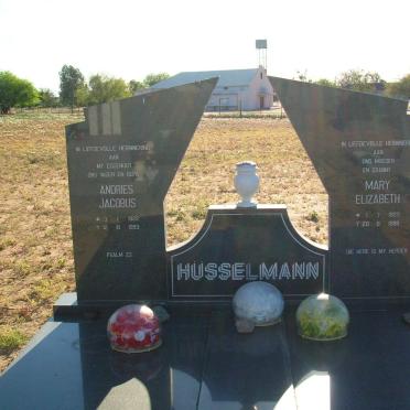 HUSSELMANN Andries Jacobus 1922-1993 &amp; Mary Elizabeth 1923-1998