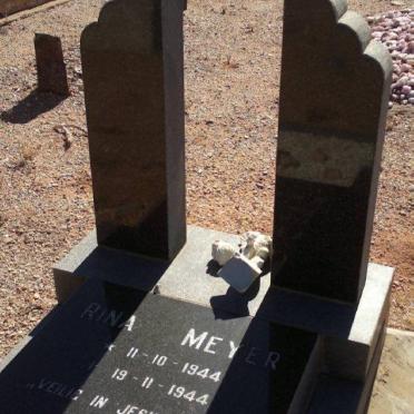 MEYER Rina 1944-1944