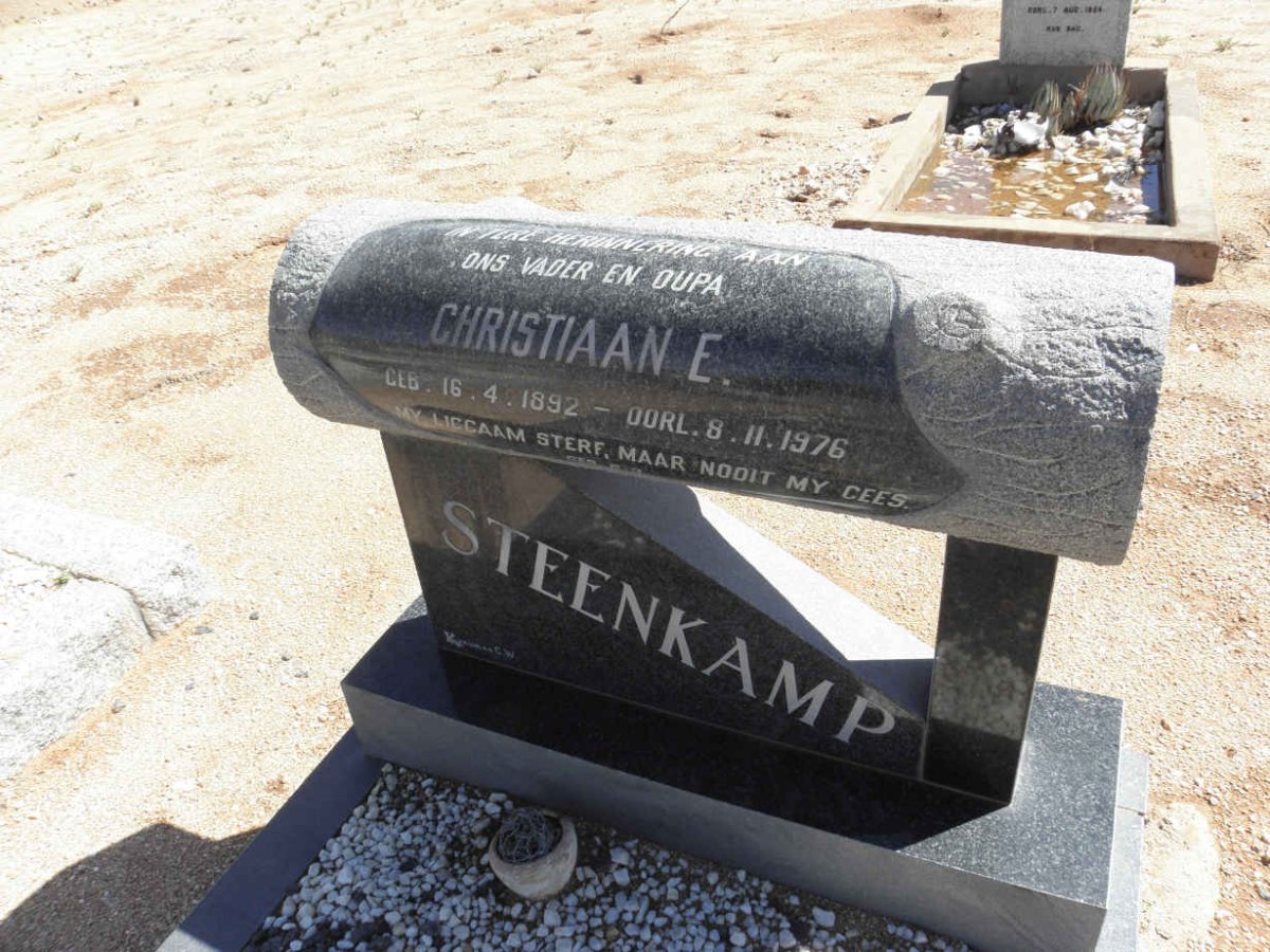 STEENKAMP Christiaan E. 1892-1976