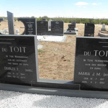 TOIT Charles F., du 1914-1977 &amp; Maria J.M. 1917-1993
