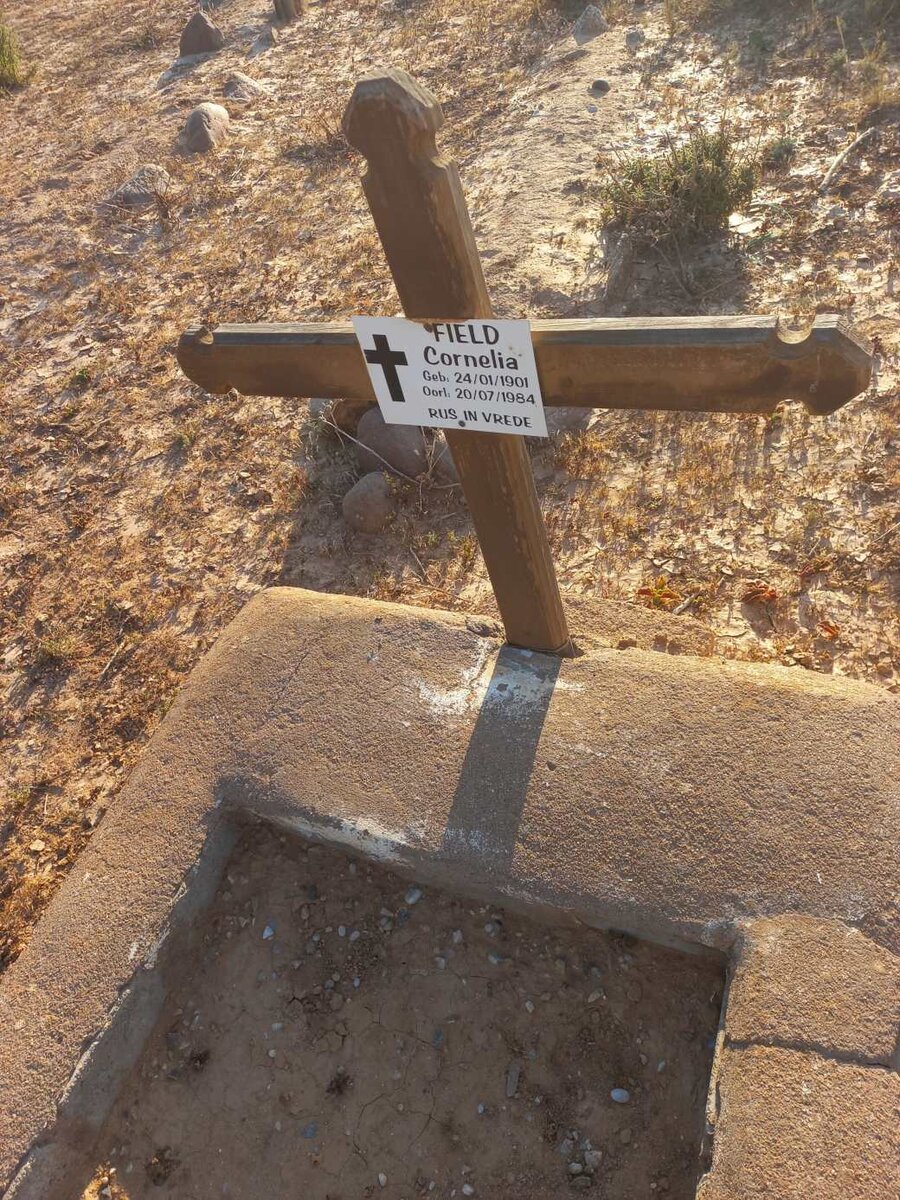 FIELD Cornelia 1901-1984