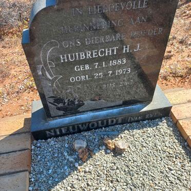 NIEUWOUDT Huibrecht H.J. nee VAN ZYL 1883-1973