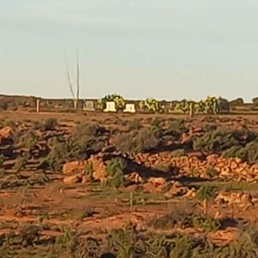 Northern Cape, NAMAQUALAND district, Kougoedvlakte 387, farm cemetery