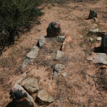 Northern Cape, NAMAQUALAND district, Kamieskroon, Ouss 463, farm cemetery_4