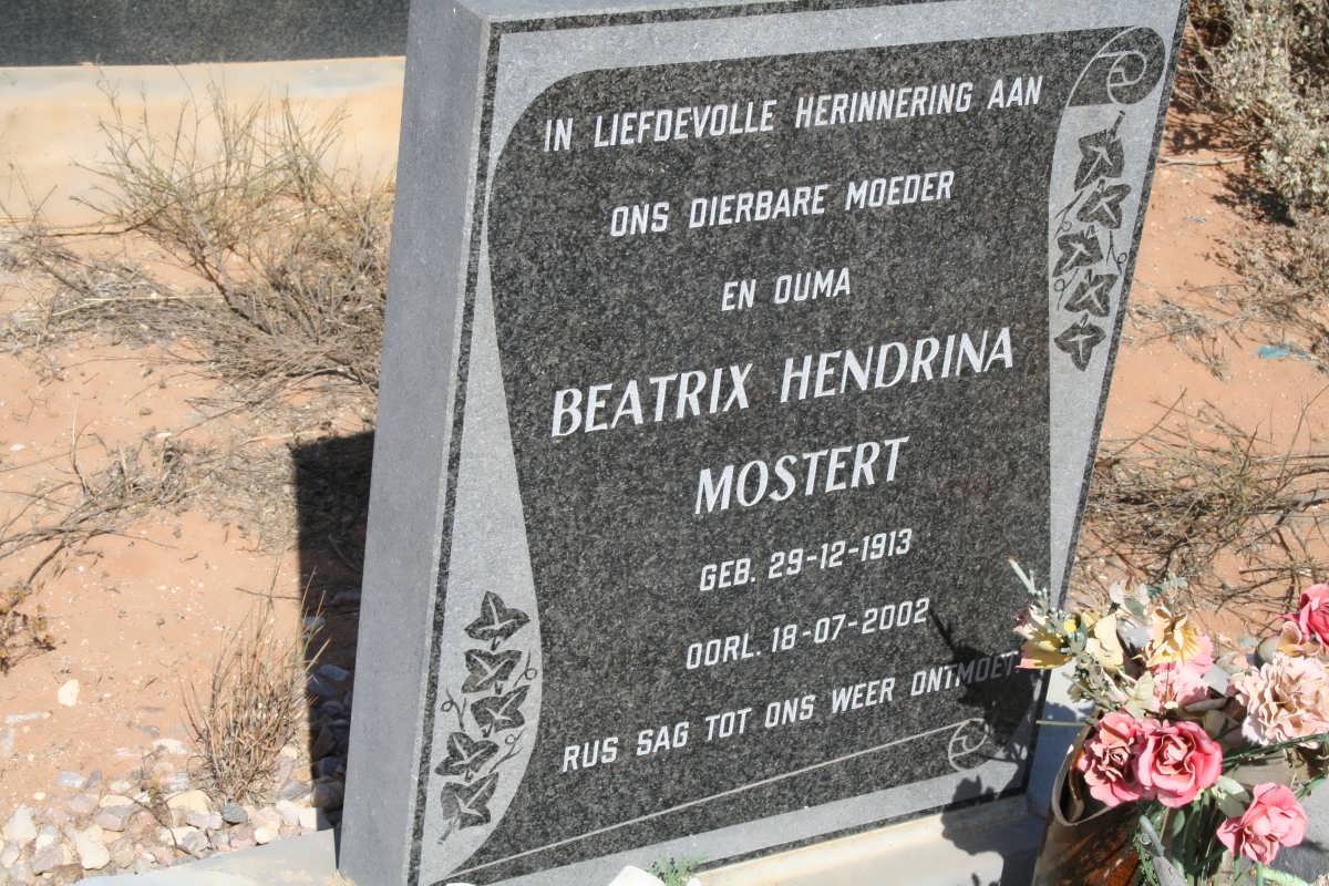 MOSTERT Beatrix Hendrina 1913-2002