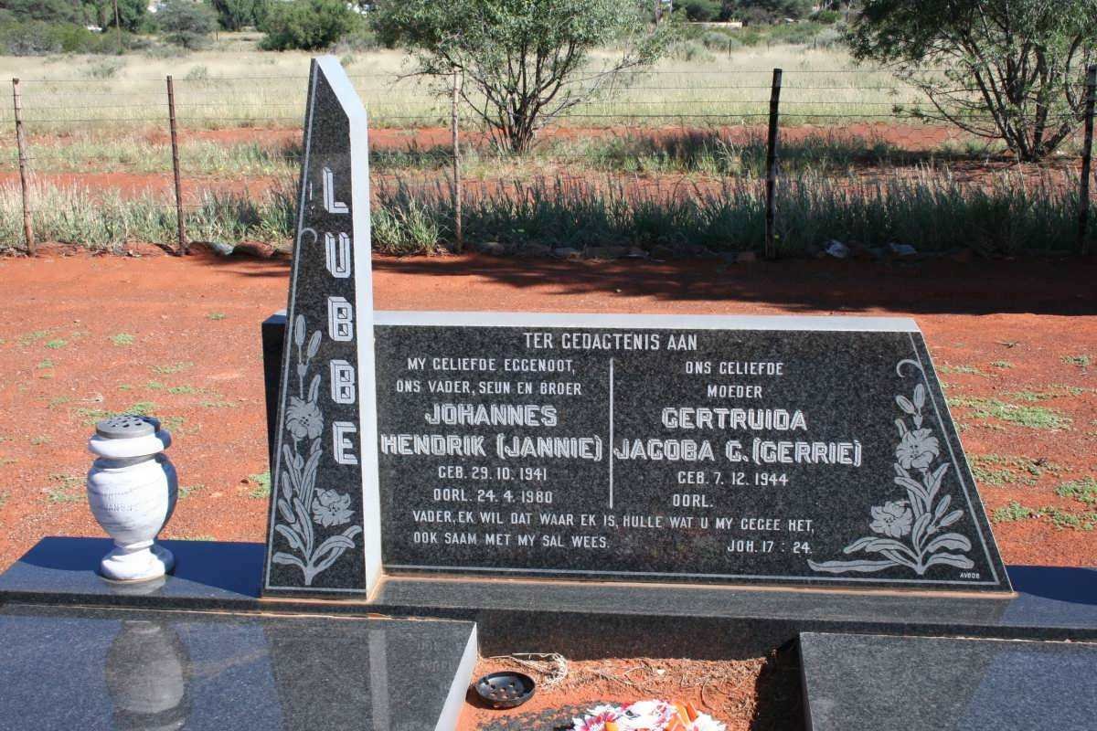 LUBBE Johannes Hendrik 1941-1980 &amp; Gertruida Jacoba G. 1944-