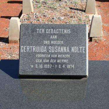 N - Vanne :: Surnames - N