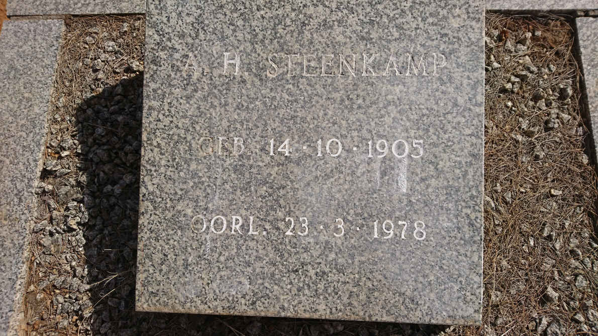 STEENKAMP A.H. 1905-1978