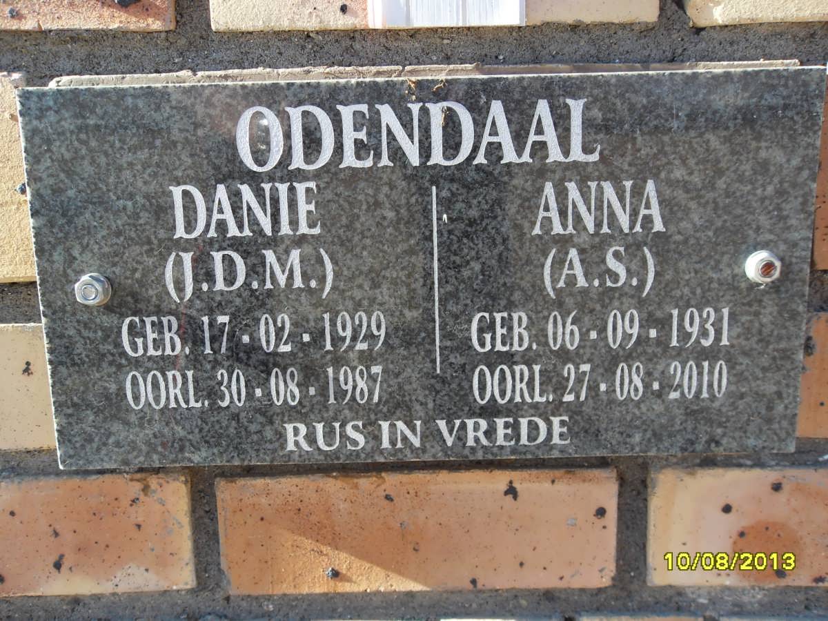 ODENDAAL J.D.M. 1929-1987 &amp; A.S. 1931-2010