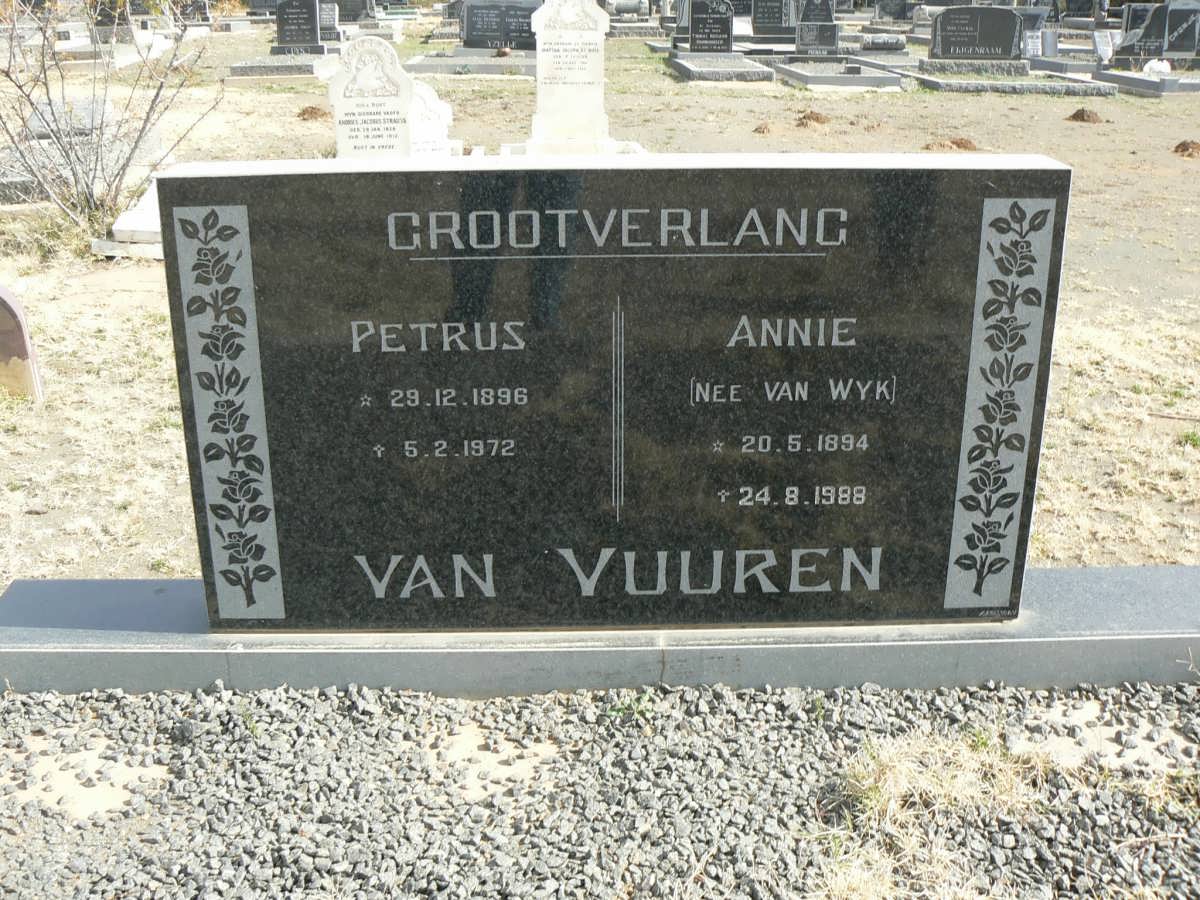 VUUREN Petrus 1896-1972 &amp; Annie VAN WYK 1894-1988