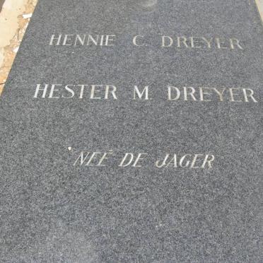 DREYER Hennie C. &amp; Hester M. DE JAGER