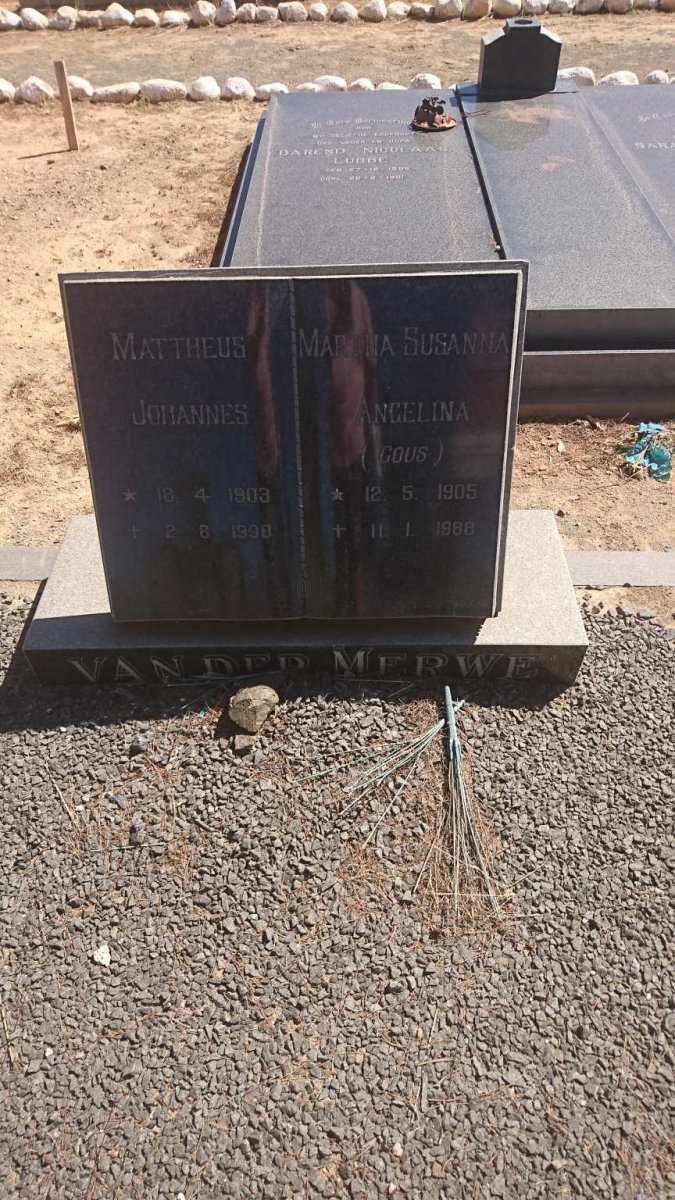 MERWE Mattheus Johannes, van der 1903-1990 &amp; Martha Susanna Angelina GOUS 1905-1988