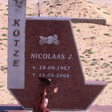 KOTZE Nicolaas J. 1967-2004