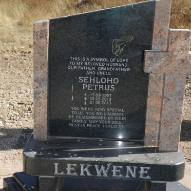 L - Vanne :: Surnames - L