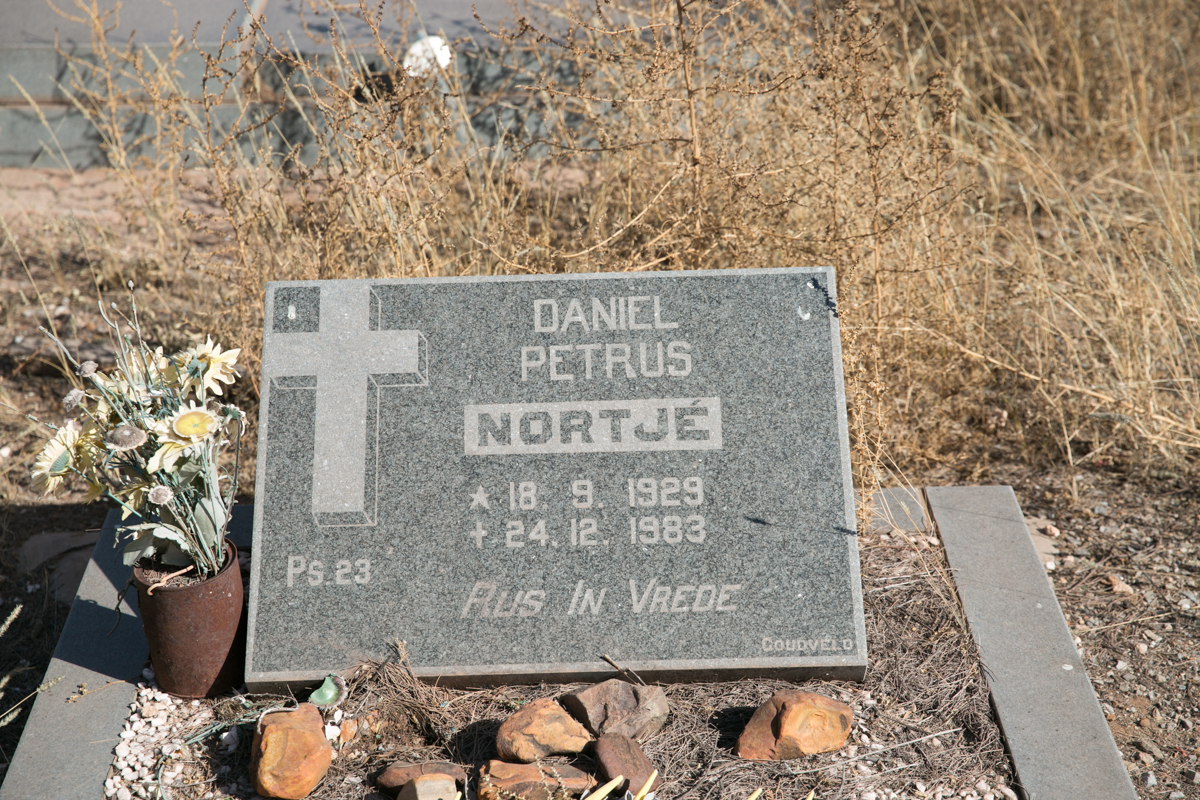 NORTJE Daniel Petrus 1929-1983