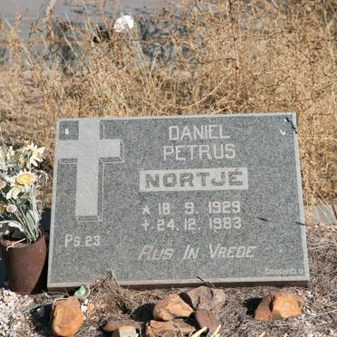 NORTJE Daniel Petrus 1929-1983