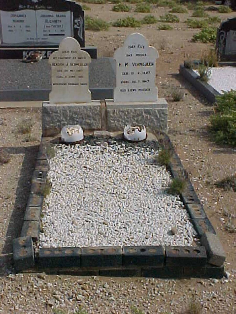 VERMEULEN Hendrik J. 1867-1941 &amp; H.M. 1887-1947