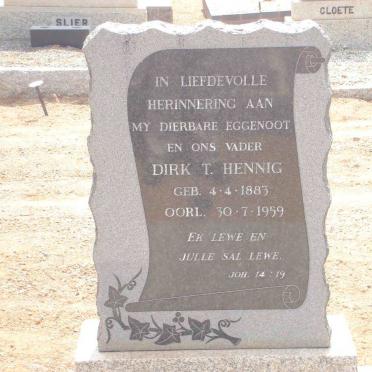 HENNIG Dirk T. 1883-1959