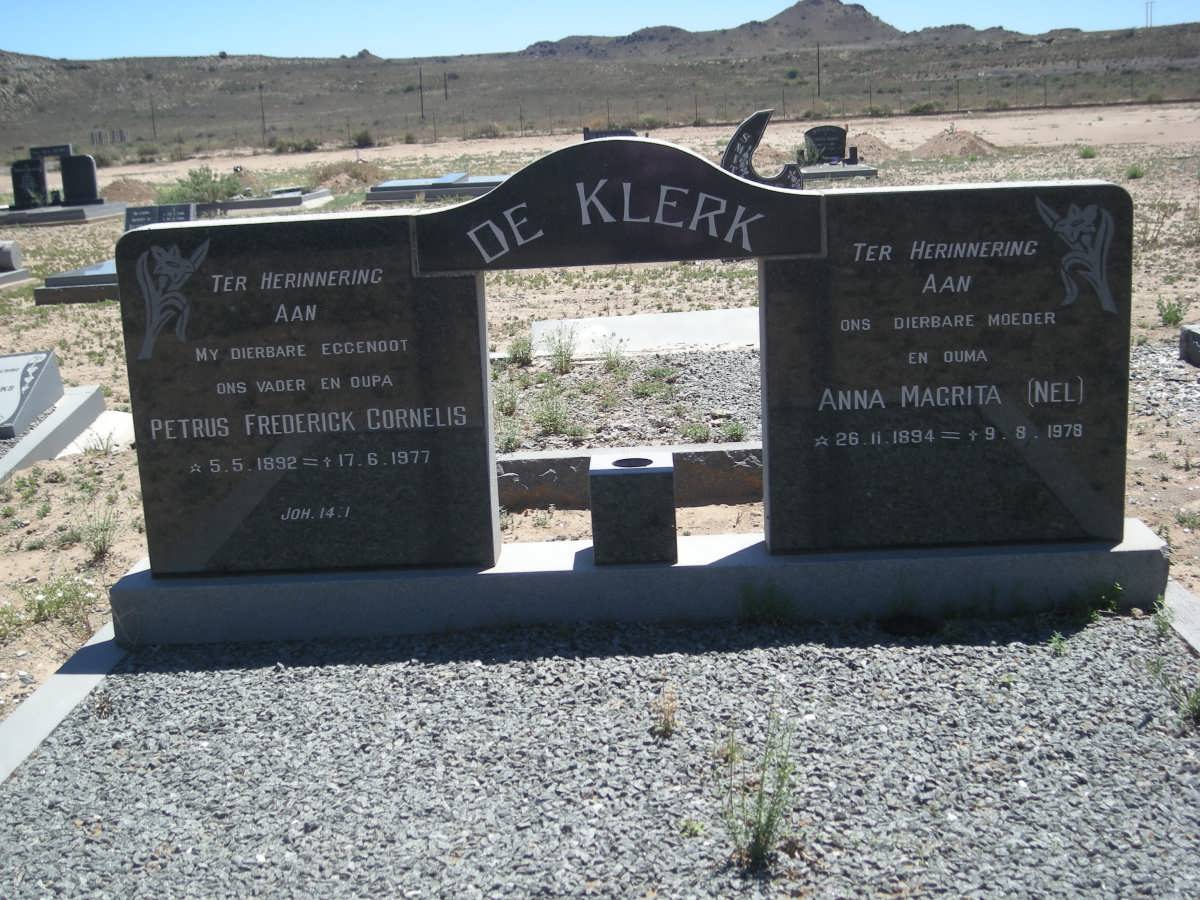 KLERK Petrus Frederick Cornelis, de 1892-1977 &amp; Anna Magrita NEL 1894-1978