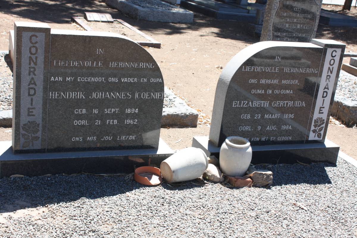 CONRADIE Hendrik Johannes 1894-1962 &amp; Elizabeth Gertruida 1896-1984