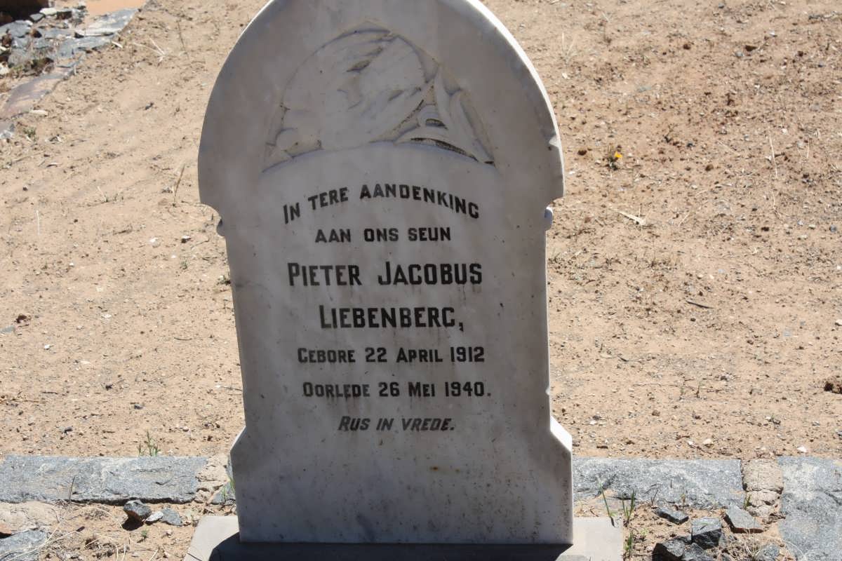 LIEBENBERG Pieter Jacobus 1912-1940
