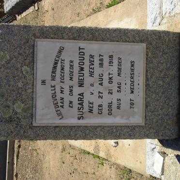NIEUWOUDT Susara nee V.D. HEEVER 1887-1918