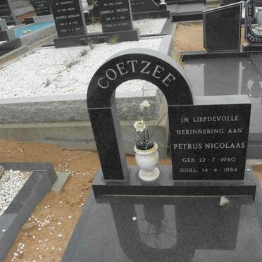 COETZEE Petrus Nicolaas 1940-1984