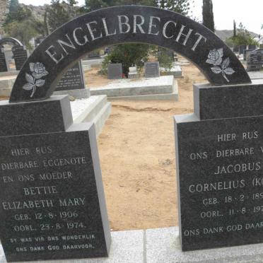 ENGELBRECHT Jacobus Cornelius 1899-1976 &amp; Elizabeth Mary 1906-1974