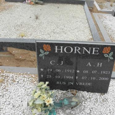 HORNE C.J. 1912-1994 &amp; A.H. 1923-2000
