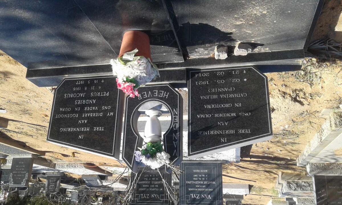 HEEVER Andries Petrus Jacobus, van den 1916-1977 &amp; Catharina Helena 1921-2014