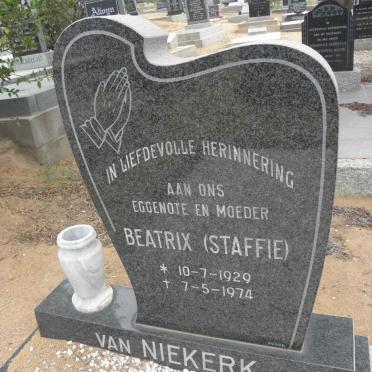 NIEKERK Beatrix, van 1929-1974