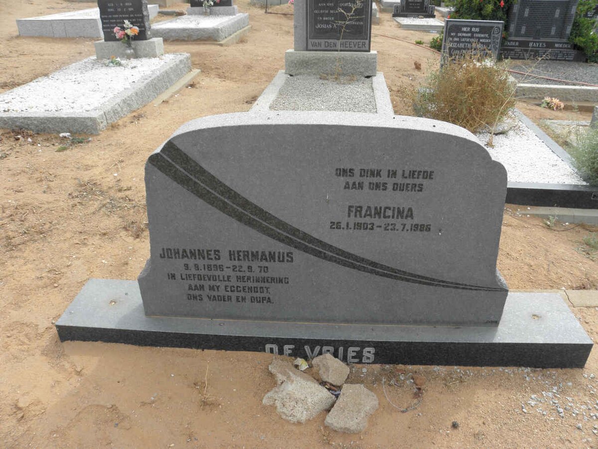 VRIES Johannes Hermanus, de 1896-1970 &amp; Francina 1903-1986